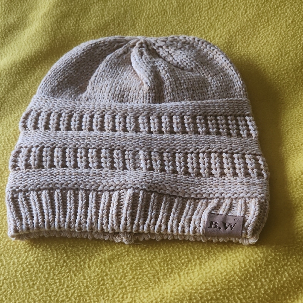 Q1 New Toque Uniquely Satin lined Super Warm Cable Knit Beanie Cotton